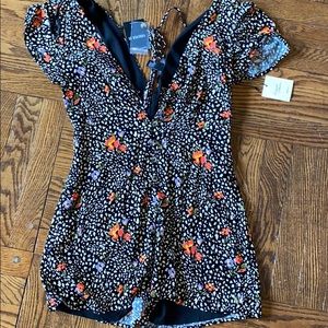 Seasonal collection romper